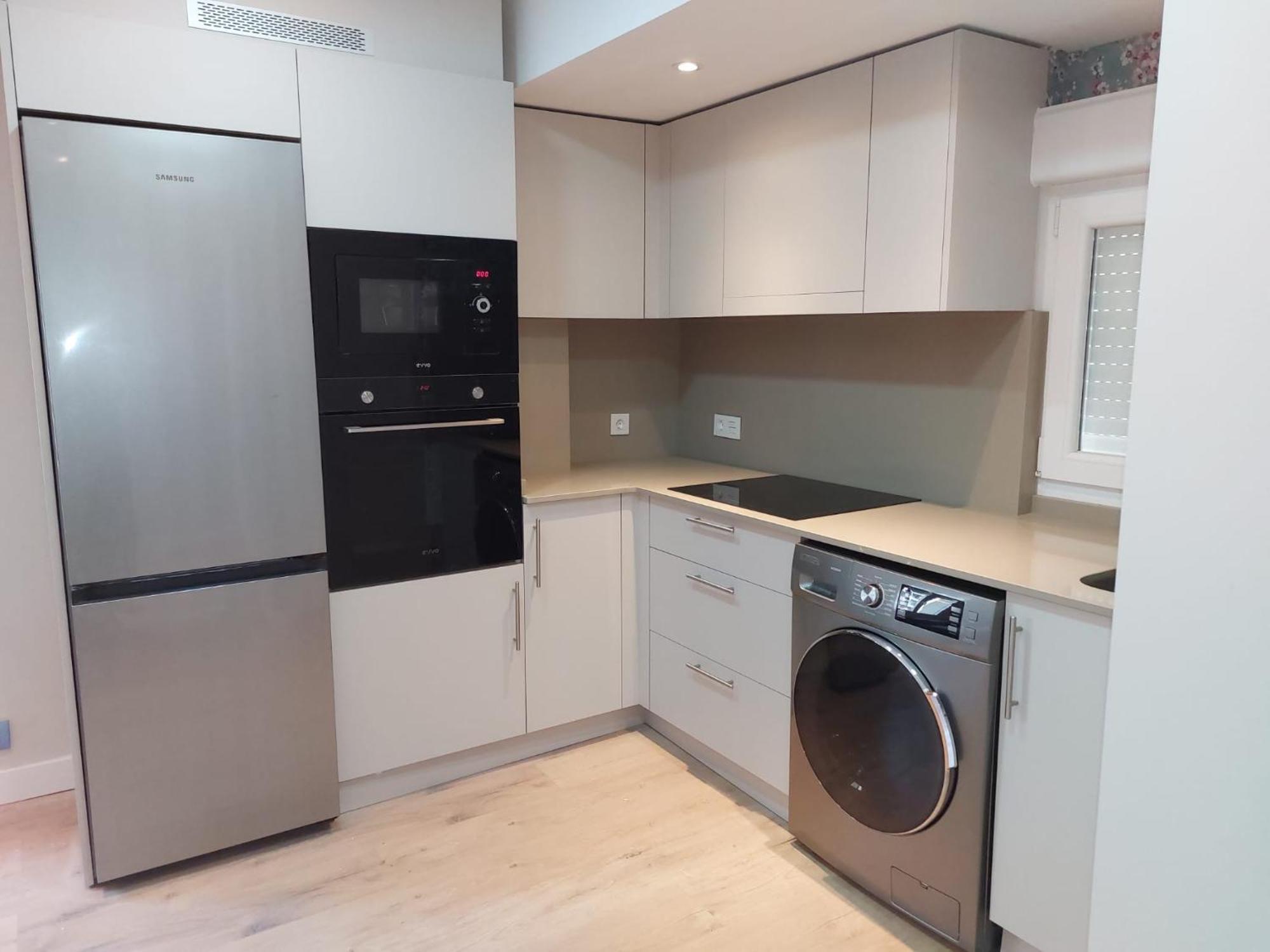 Piso En El Centro Apto 5 Personas Con Garaje Privado Apartment *